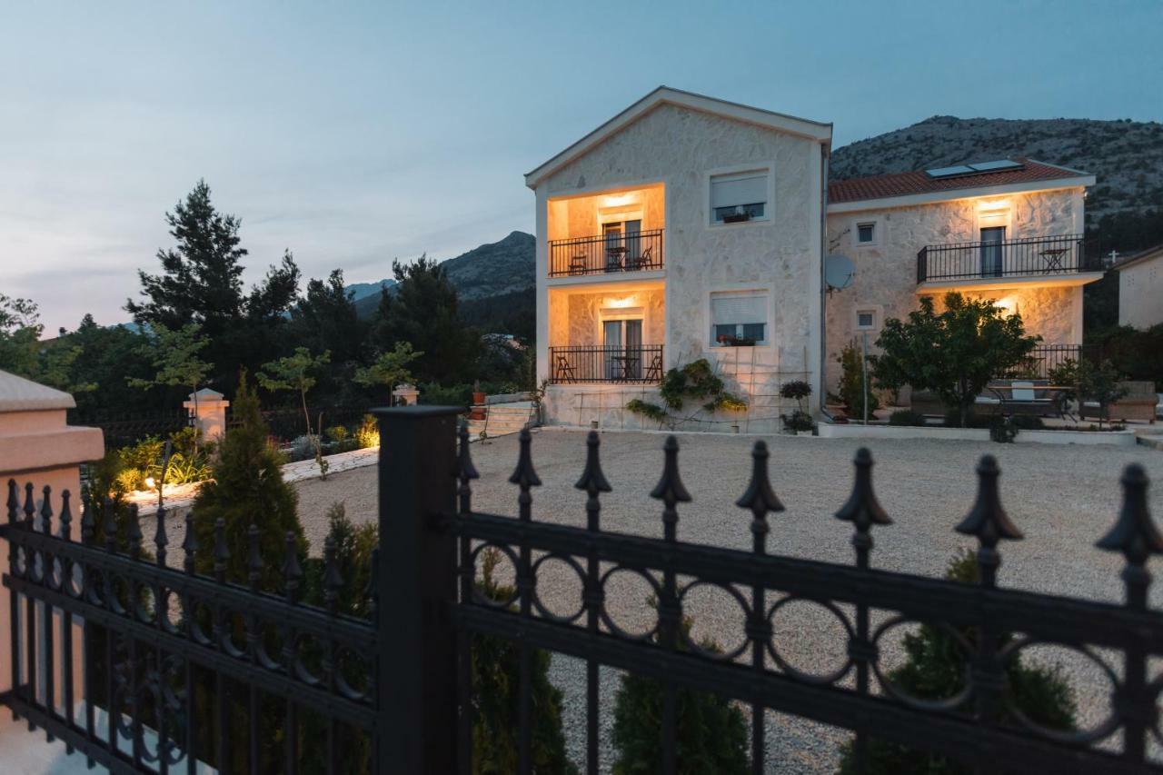 Апартаменты Hedon-Stone Стариград-Пакленица Экстерьер фото