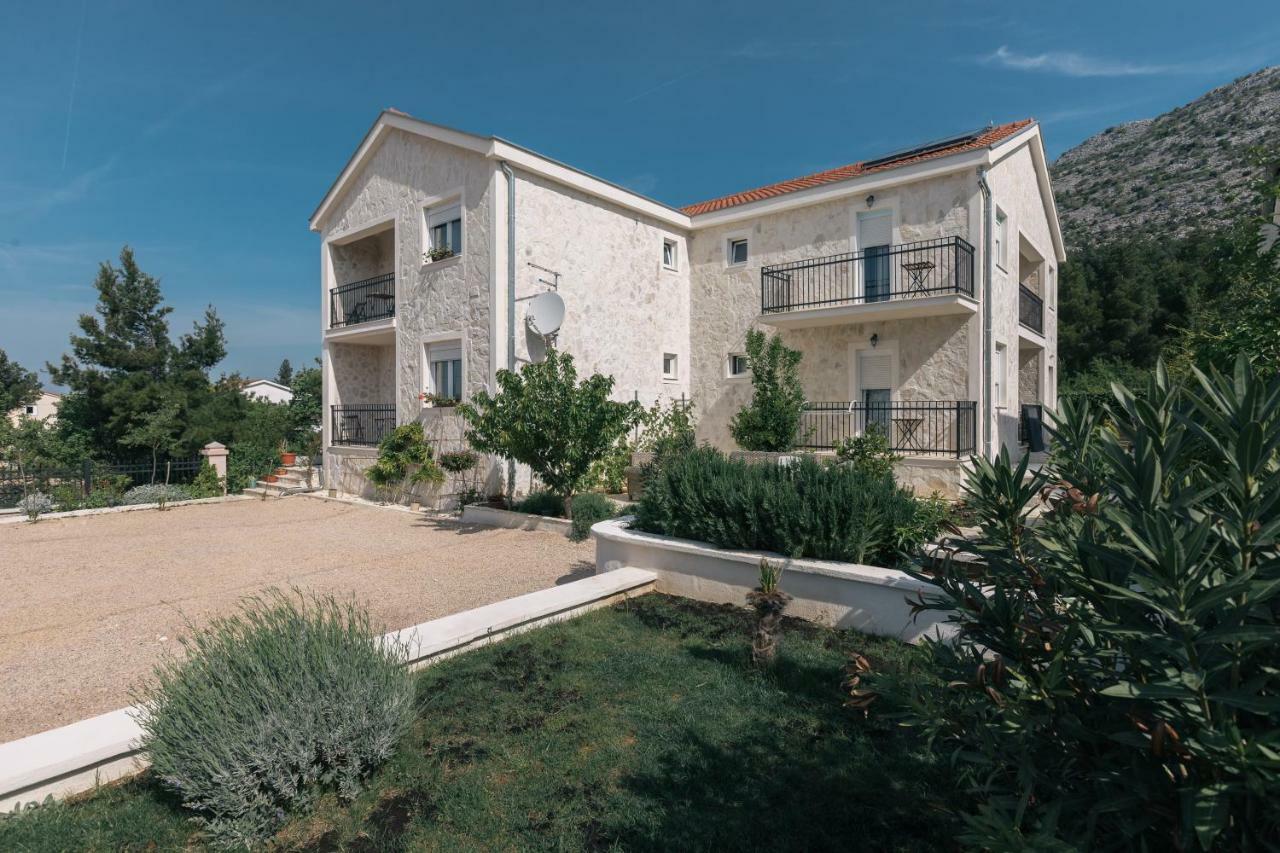 Апартаменты Hedon-Stone Стариград-Пакленица Экстерьер фото