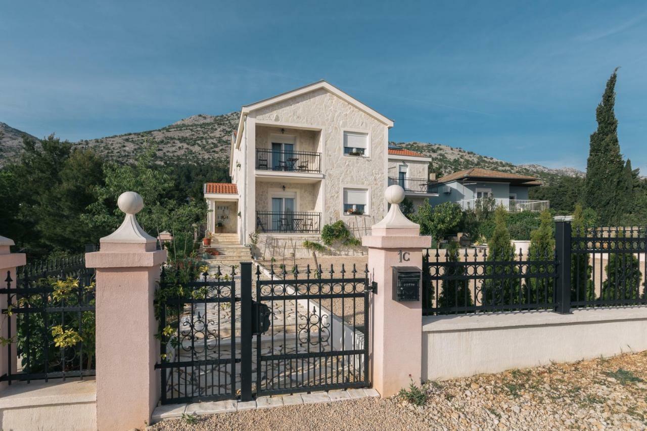 Апартаменты Hedon-Stone Стариград-Пакленица Экстерьер фото