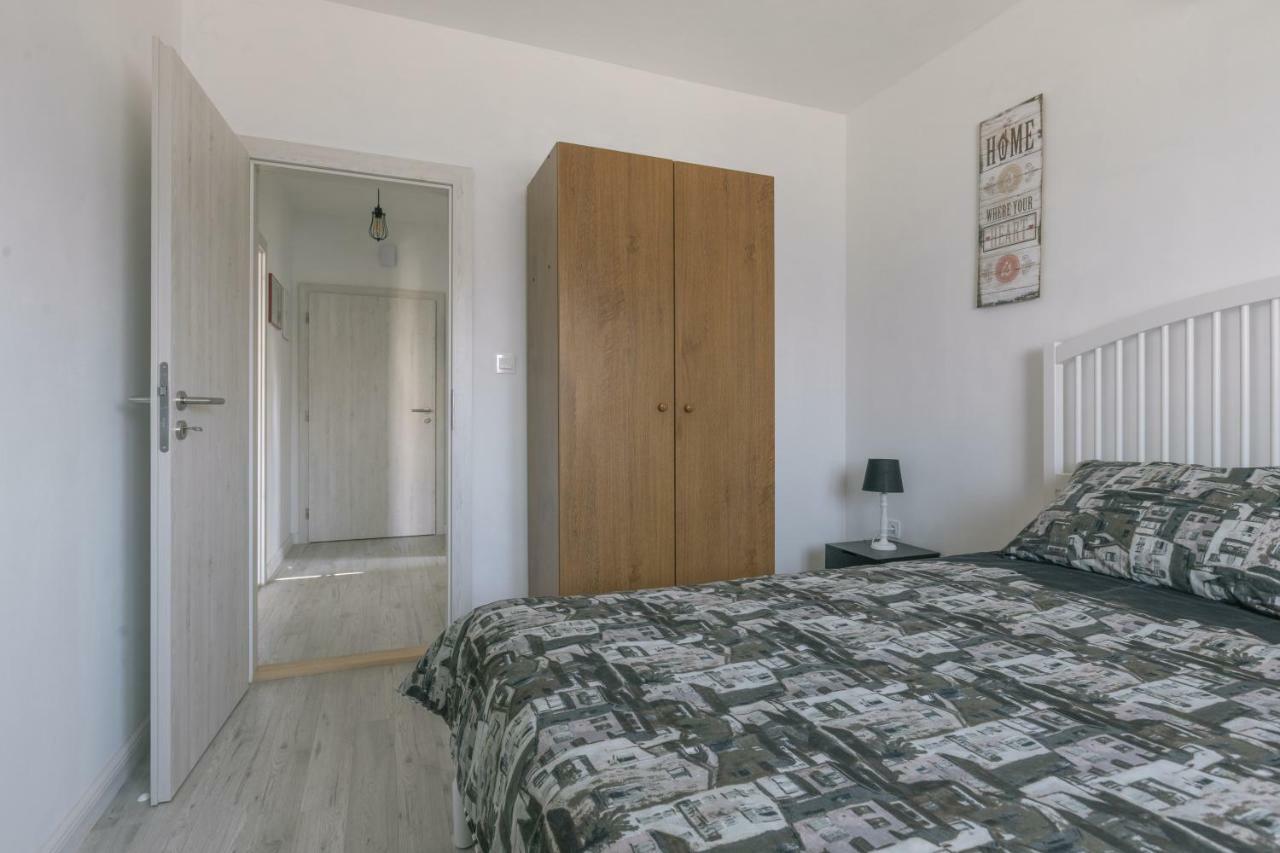 Апартаменты Hedon-Stone Стариград-Пакленица Экстерьер фото