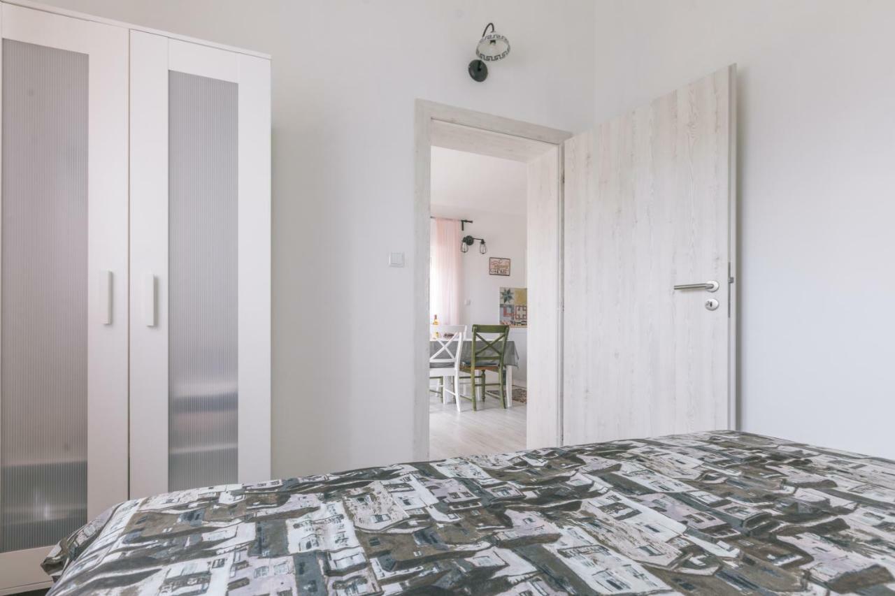 Апартаменты Hedon-Stone Стариград-Пакленица Экстерьер фото