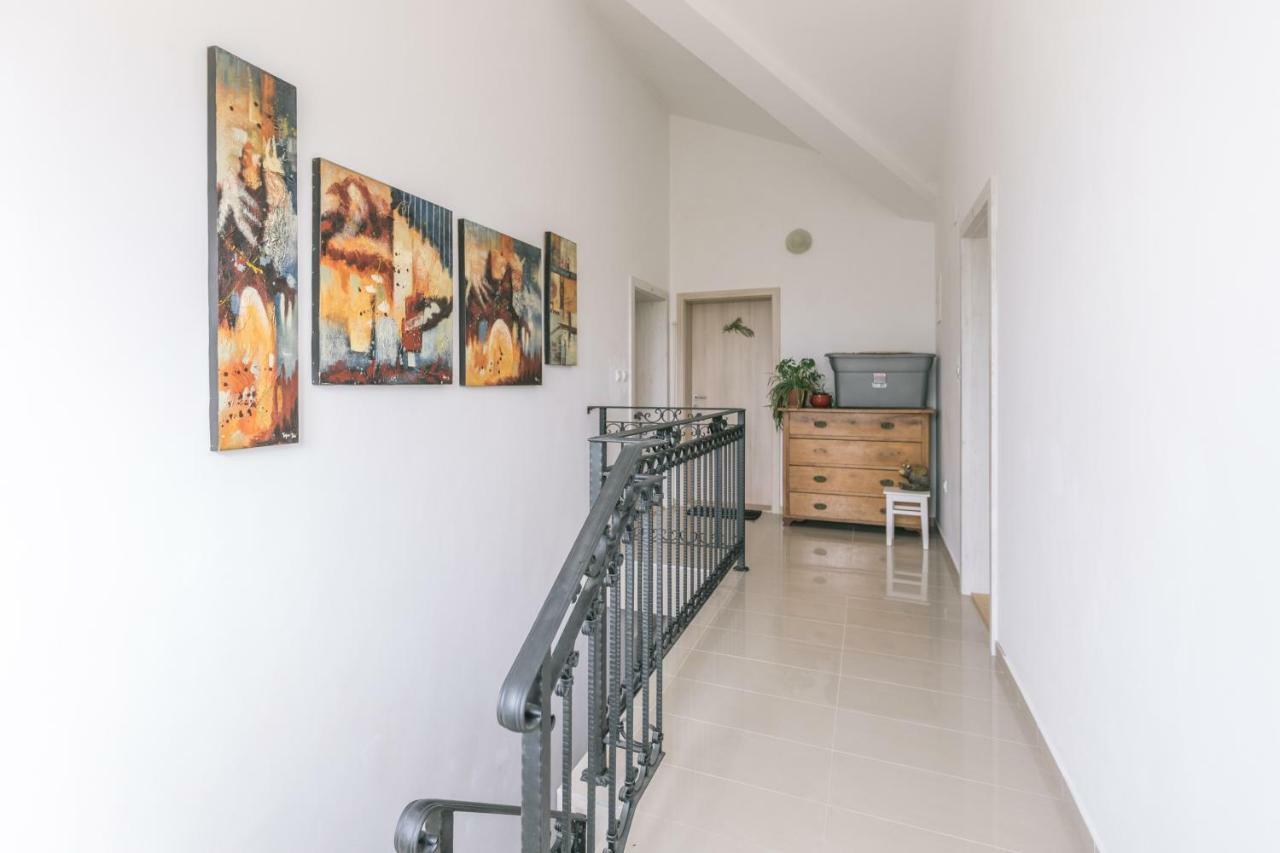Апартаменты Hedon-Stone Стариград-Пакленица Экстерьер фото